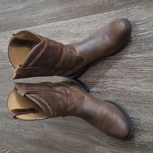 Ariat men's cowboy casual work boots